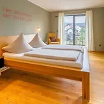Main-vinotel Weingut Helmstetter 3*