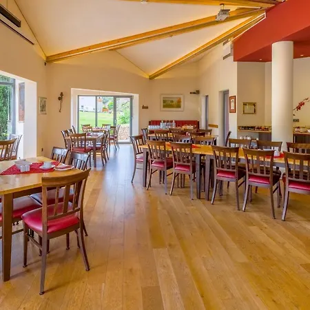Main-vinotel Weingut Helmstetter מלון