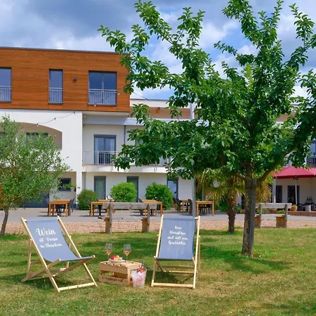 Main-vinotel Weingut Helmstetter 3*