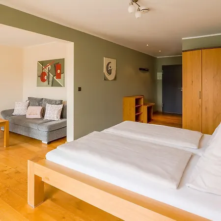 Ξενοδοχείο Main-vinotel Weingut Helmstetter Buergstadt