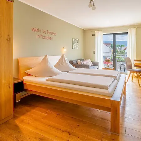 Main-vinotel Weingut Helmstetter Buergstadt