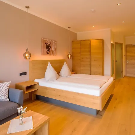 Main-vinotel Weingut Helmstetter 3* Buergstadt