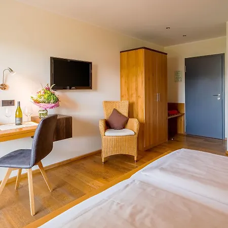 Main-vinotel Weingut Helmstetter 3*
