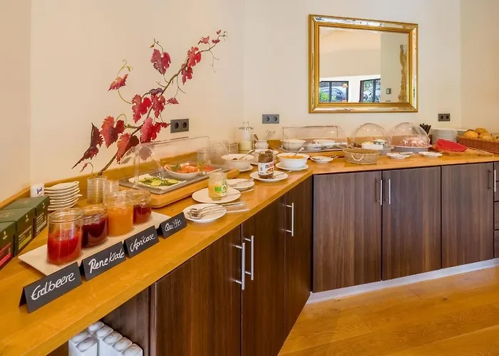 Main-vinotel Weingut Helmstetter 3*