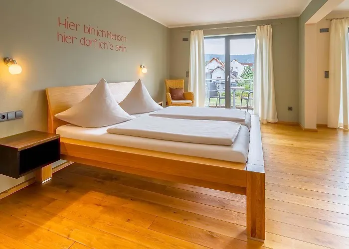 Main-vinotel Weingut Helmstetter 3*